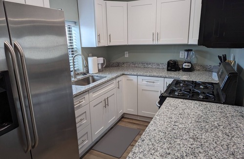 Lewis Center Other | The Calico Cottage - Fire Pit - Hot Tub