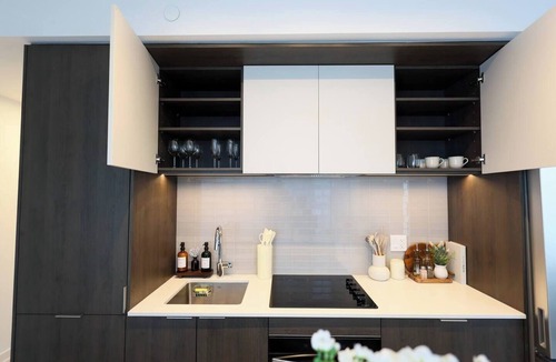 Downtown Mississauga Condo | The Calm House | 5 mins Walk to Square One Mall