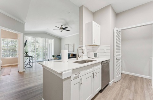 Plano Apartment | The Calvin 335 I Spacious 2 bed 1 Bath