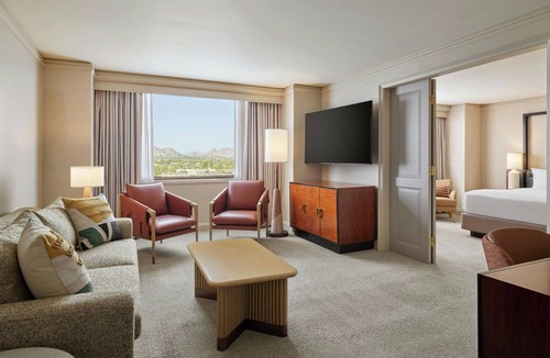 Camelback East Hotel | The Camby, Autograph Collection