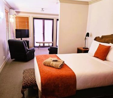 Camperdown Apartment | The Camperdown Mill