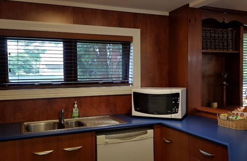 Camperdown Hotel | The Camperdown Mill - South West Victoria