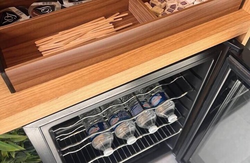 Champforgeuil House | The canal house