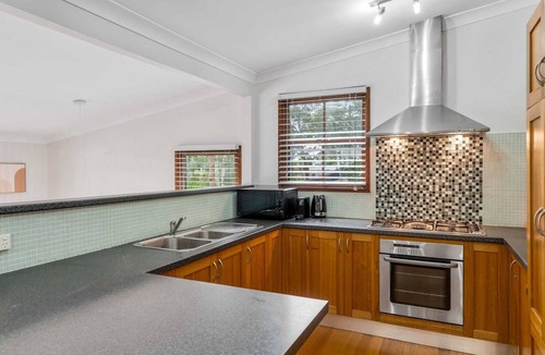 Terrigal House | The Canopy House - by Coast Hosting