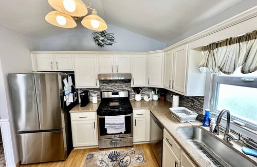 Anglesea Apartment | The Canvas Cove Bay View