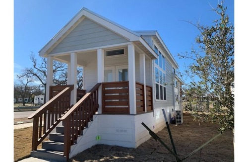 Austin House | The Capitol- Luxury Tiny Home in Austin, TX