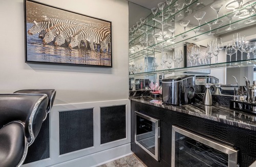 Mid America Condo | The Captain's Penthouse