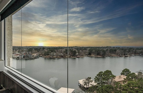 Mid America Condo | The Captain's Penthouse
