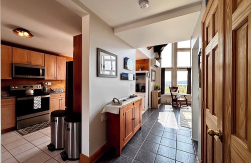 Steuben Ski Chalet | The Captain's Quarters