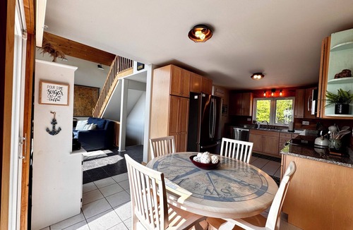 Steuben Ski Chalet | The Captain's Quarters