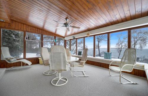 Rama House | The Captains Lake House