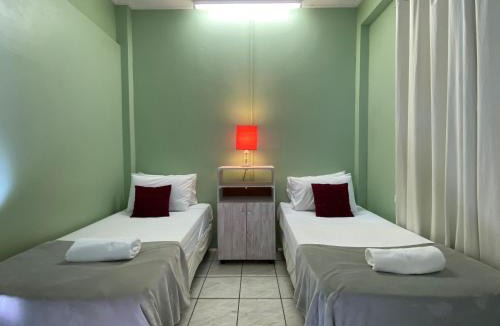 Arcadia Apartment | The Captains Manor on Cook 9