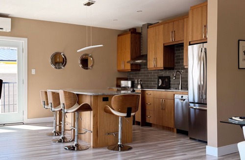 Chester Condo | The Captain’s Quarters 2 bedroom harbourview condo