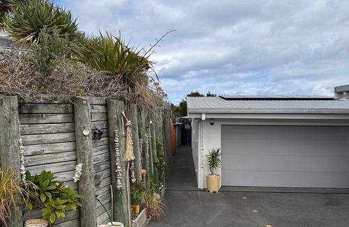 Pukenui Apartment | The Captains Quarters Houhora