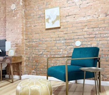 Evansville Apartment | The Cardinal Studio Apartments