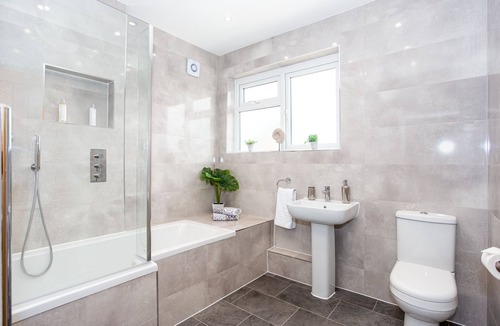 Southend-on-Sea House | The Carlton by Sorted Stay