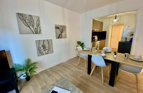 Cadereau Apartment | The Carmen