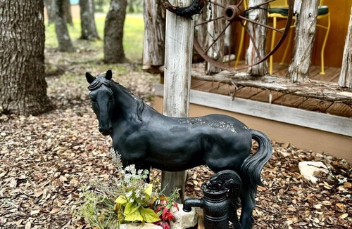 Mountain Home Cabin | The Carriage House Cabin- Texas Hill Country Western-themed cabin for 4 in the woods near Kerrville & Fredericksburg