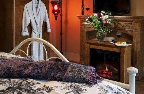 Jefferson Bed & Breakfast | The Carriage House B&B