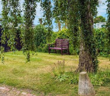 Westmarsh Apartment | The Carriage House