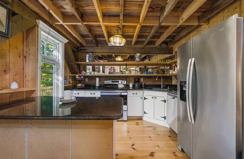 Hancock Apartment | The Carriage House! S