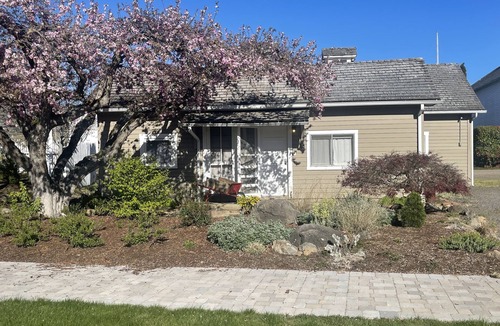 Medford Cottage | The Carriage House