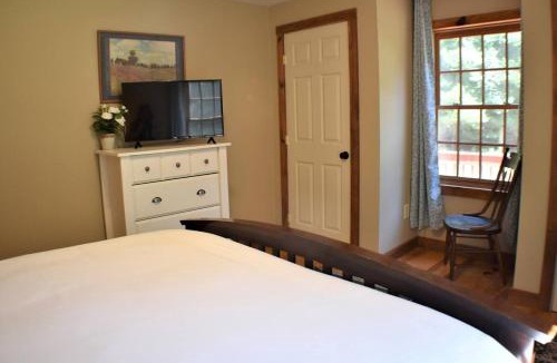 Tolland Apartment | The Carriage House
