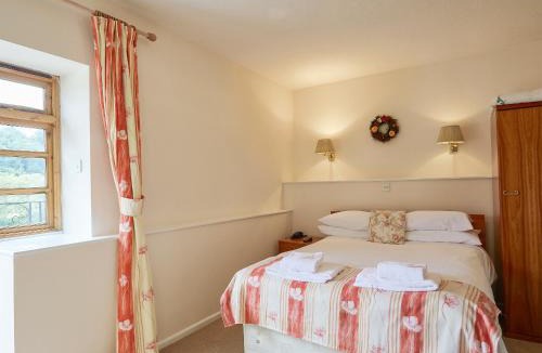 Sidmouth House | The Carriages