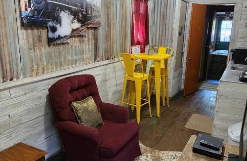 Pittsburg Bed & Breakfast | The Carson House Bed & Breakfast
