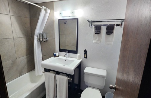 Ten Sleep Hotel | The Carter inn