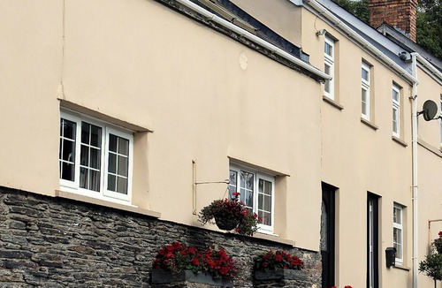Cenarth Cottage | The Carthouse - UK13184