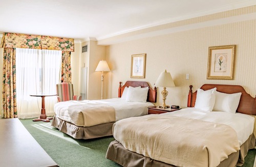 Grimsby Hotel | The Casablanca Hotel