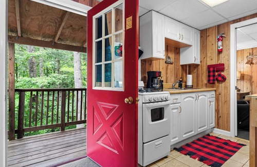 Wiley Cabin | The Cascades Inn