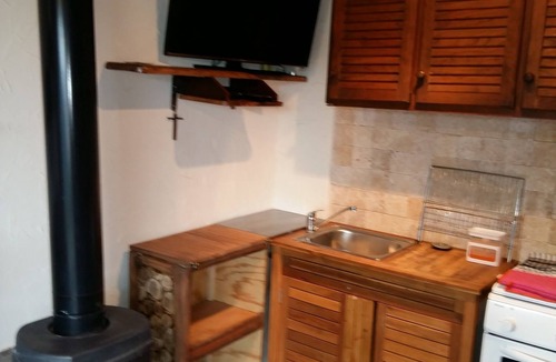 Lugo-di-Nazza Ski Chalet | The casetta is located in the heart of the natural park of Corsica.