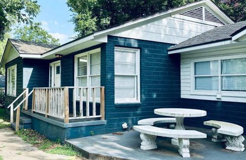 Durant House | The Casino Cottage
