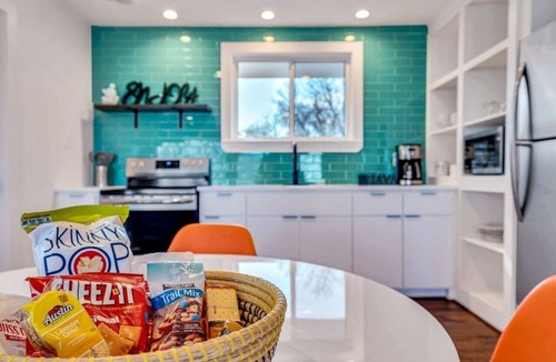 Wills Point House | The Casita @ Lago Vista Waterfront with Views
