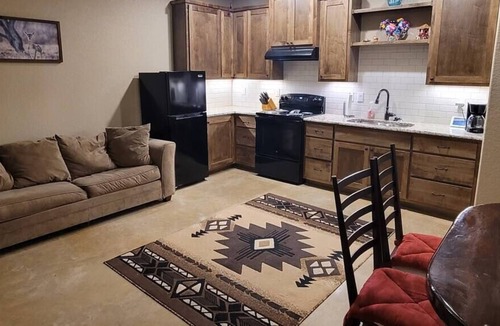 Sutherland Springs Apartment | The casita @ Redawg Ranch