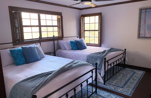 Harvey Hillsides Other | The Castle Hideaway-16+Pool-College Station TX-5 bedrooms-10 beds-3.5 baths