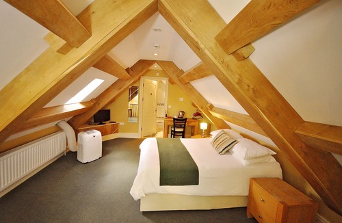 Talgarth Hotel | The Castle Hotel