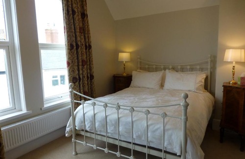 Kingswear Hotel | The Castle Inn