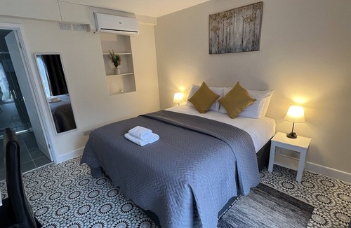 Bramber Bed & Breakfast | The Castle Inn Hotel