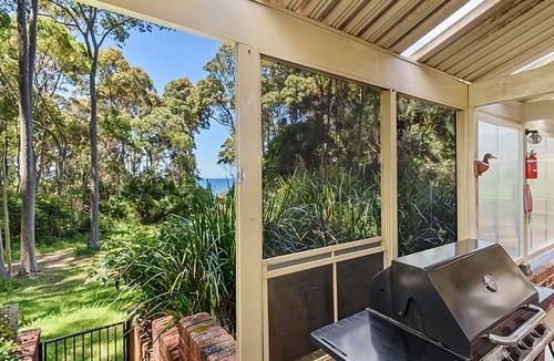 Lilli Pilli House | The Castle Lilli Pilli Beach