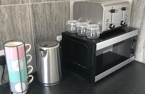 Tredegar Apartment | The Castle Lodge