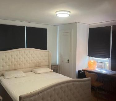 Pelham Apartment | The Castle