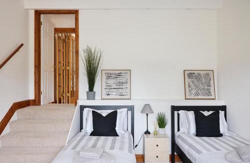 Ferndown Apartment | The Castleman