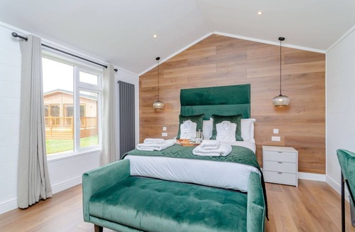 Fotheringhay Cabin | The Castor, Rockingham Forest