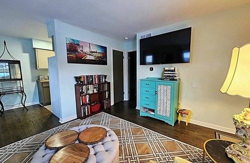 Dayton Apartment | The Castro