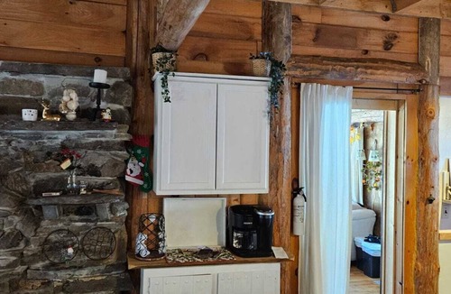 Sparrow Bush Cabin | The Castros Cabin. Sparrow bush