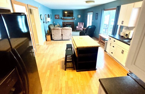 Blacksburg Other | The Catawba Countryside minutes from Virginia Tech!