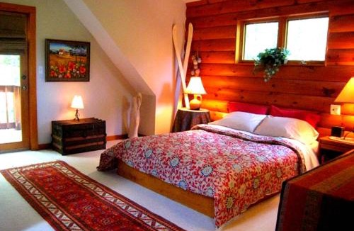 Haines Falls Ski Chalet | The Catskill Cabin